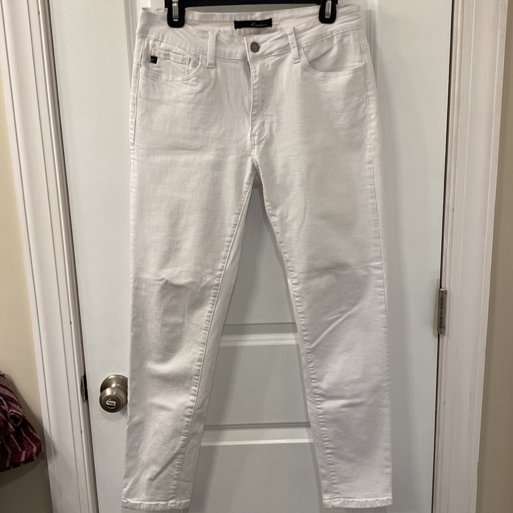 KanCan Women’s White Jeans Size 13